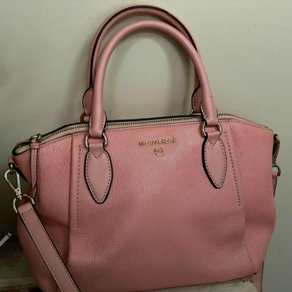 Michael Kors Pink Leather Handbag